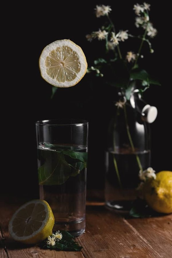 Quels sont les critères pour sélectionner une bouilloire avec options de température pour différents thés?