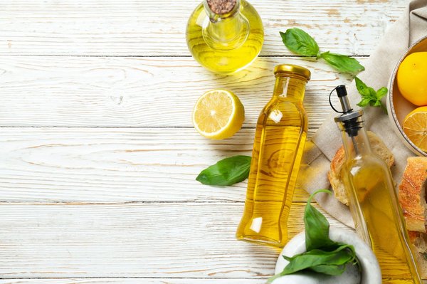 Quelles sont les meilleures pratiques pour préparer des plats à base de pommes de terre dans un restaurant de cuisine rustique?